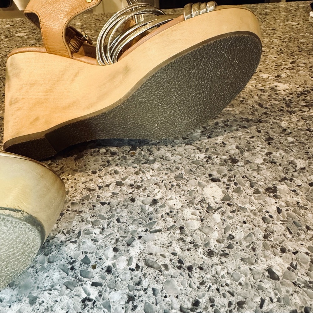 Steve Madden Wooden Wedges - Size 8 ⭐👠 - Picture 8 of 10